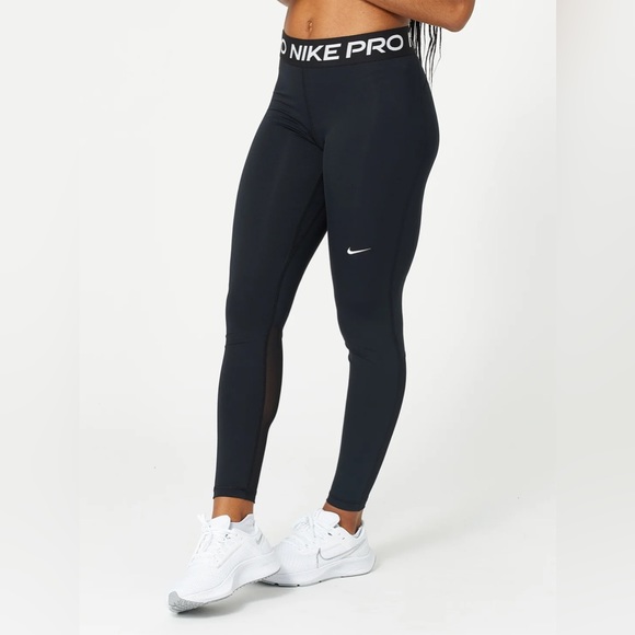 Nike Pro tights - black size small. Mesh panel on calves. - Picture 2 of 5